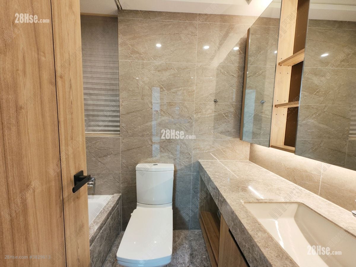 Centra Horizon Sell 3 Bedrooms 1,022 ft²