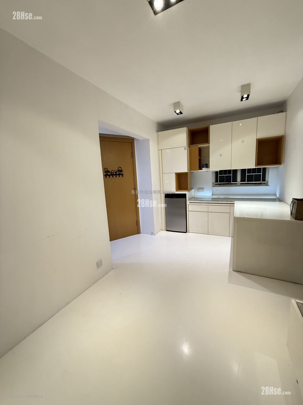 华兰花园 售盘 2 房 , 1 浴室 375 平方尺