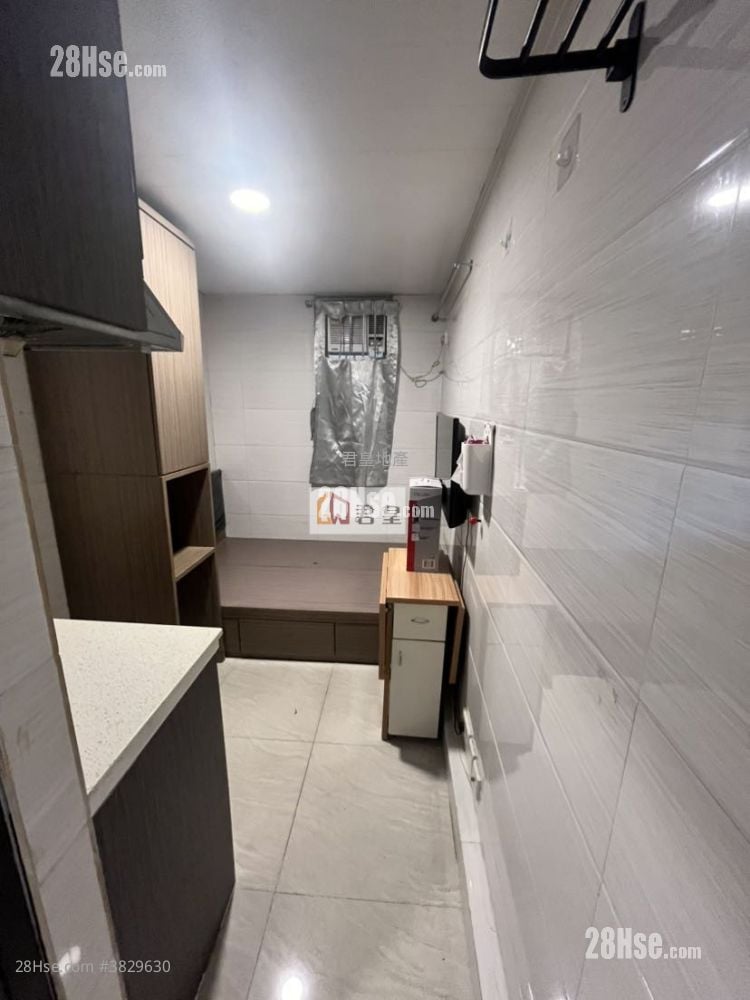 東海大廈 租盤 開放式間隔 , 1 浴室 120 平方呎