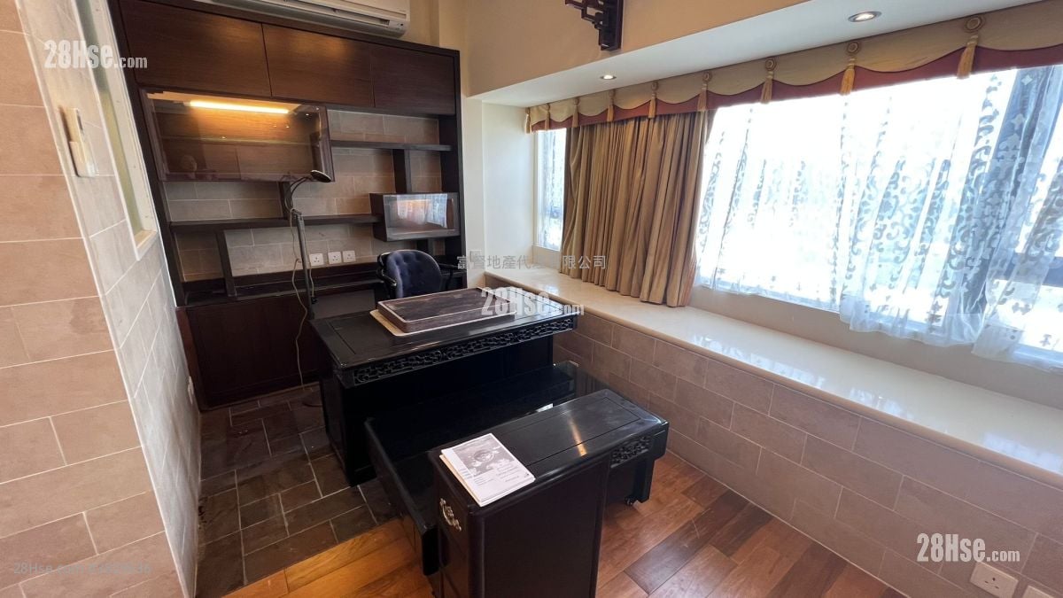 碧霞花园 售盘 3 房 , 2 浴室 1,296 平方尺