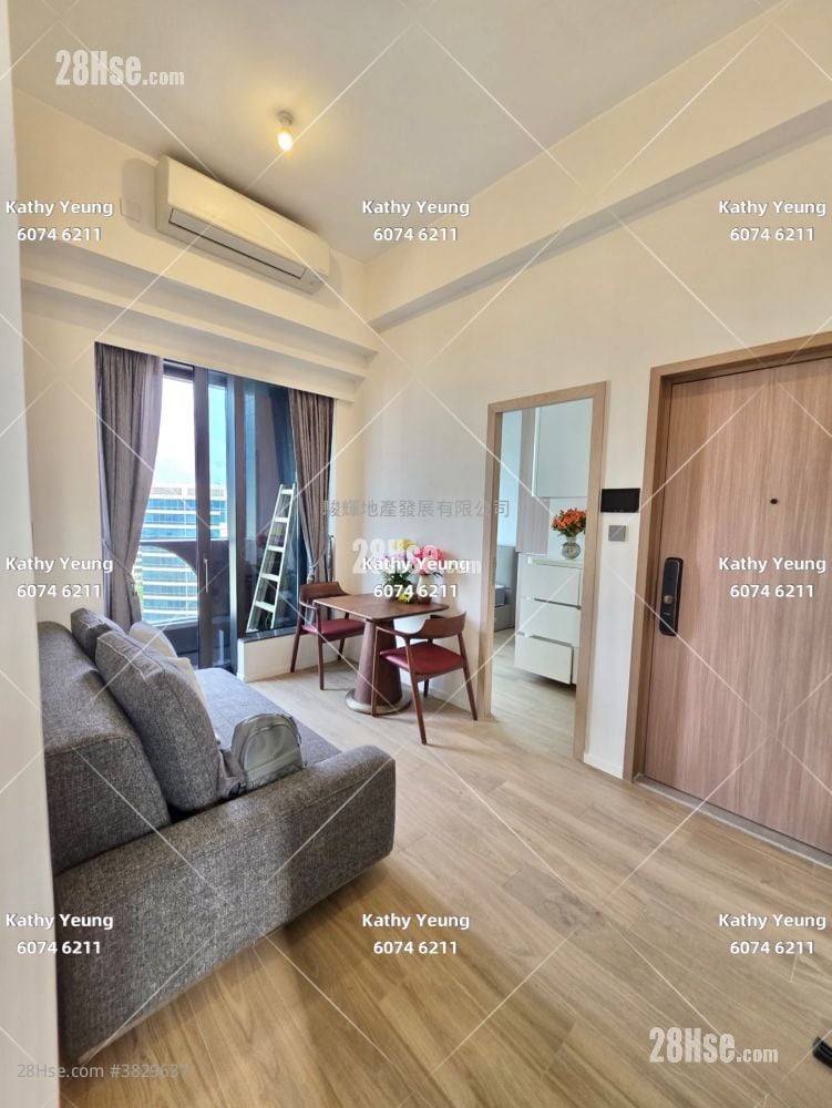 Elize Park Rental 3 Bedrooms , 1 Bathroom 438 ft²