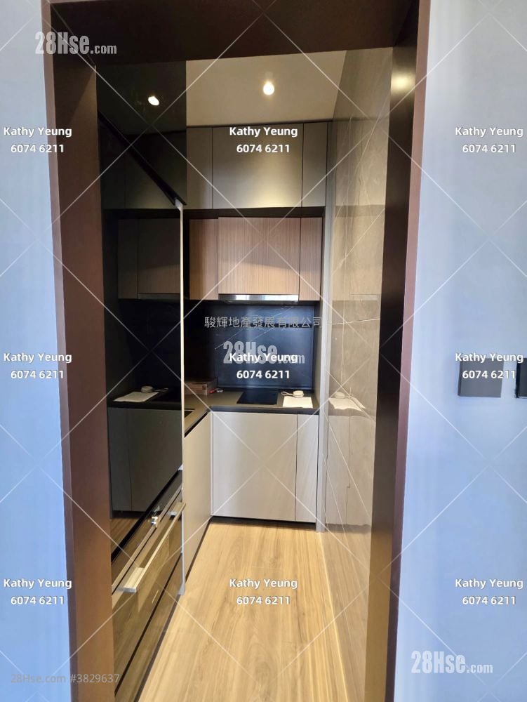 Elize Park Rental 3 Bedrooms , 1 Bathroom 438 ft²