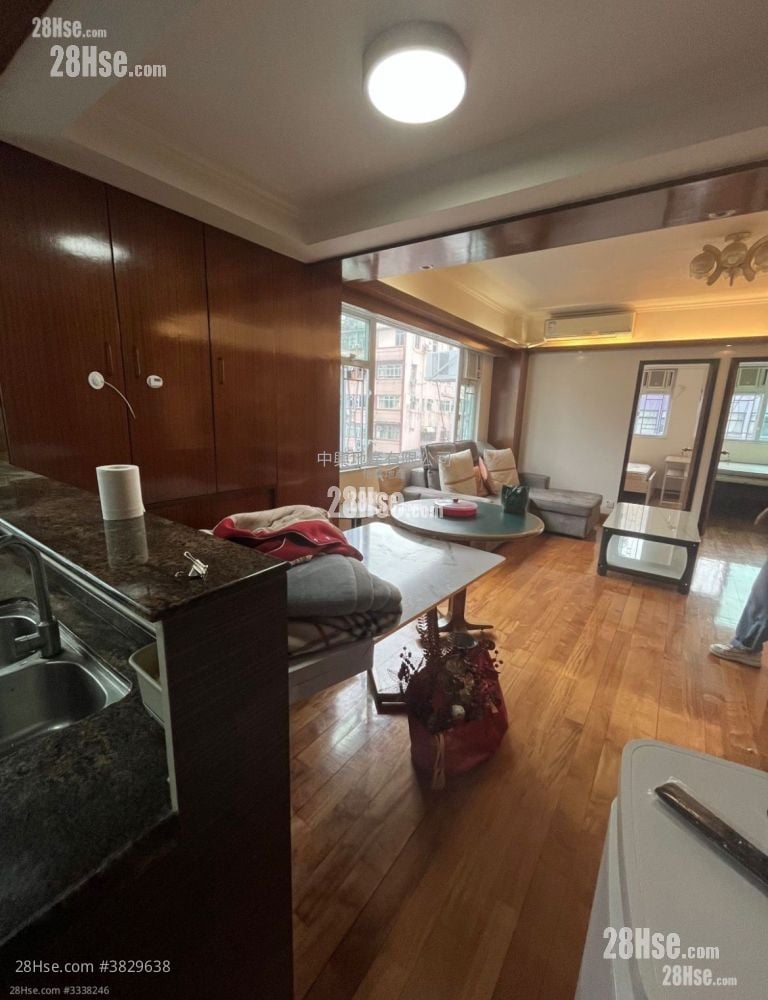 百樂大廈 租盤 3 房 , 1 浴室 712 平方呎