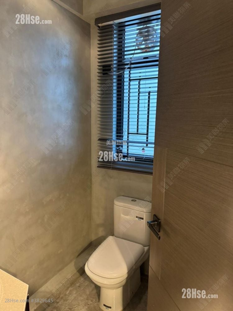 Forest Hill Sell 3 Bedrooms 1,586 ft²