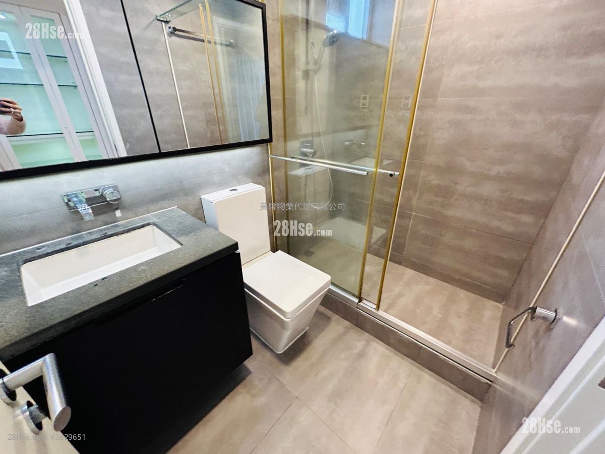 Taikoo Shing Rental 3 Bedrooms , 1 Bathroom 685 ft²