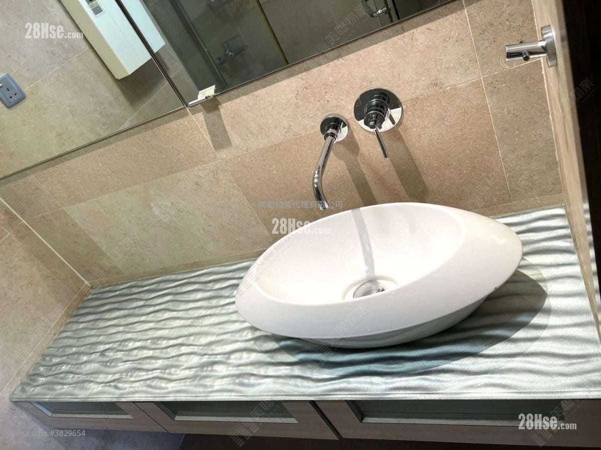 Taikoo Shing Sell 2 Bedrooms , 1 Bathroom 582 ft²