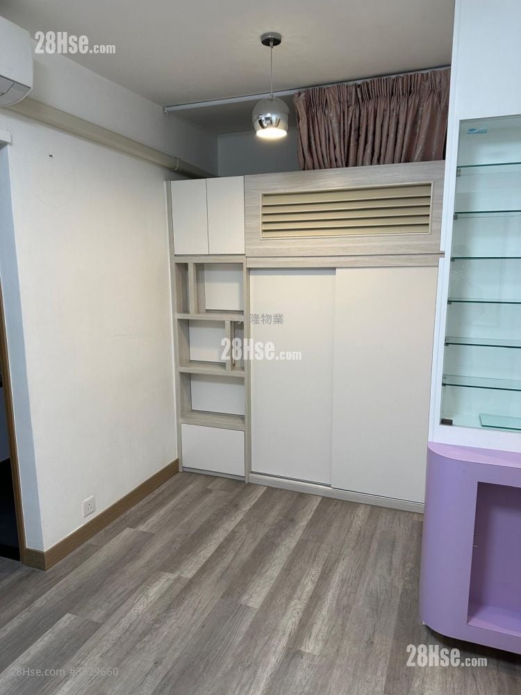 Full Wealth Gardens Rental 2 Bedrooms , 1 Bathroom 427 ft²