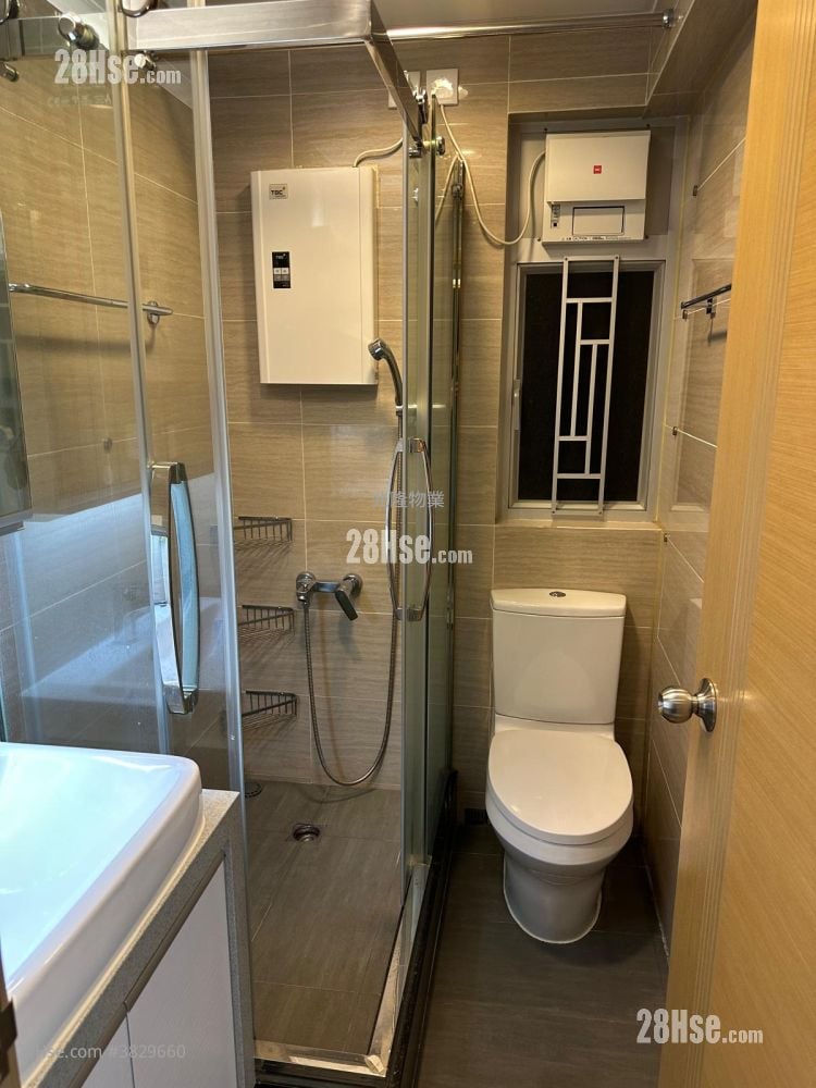 Full Wealth Gardens Rental 2 Bedrooms , 1 Bathroom 427 ft²