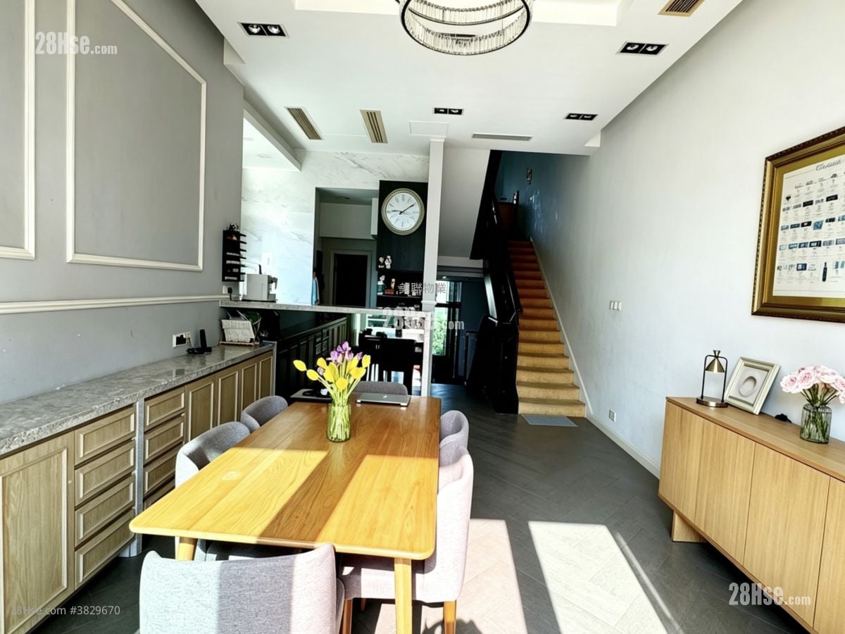 浅月湾 售盘 3 房 2,328 平方尺