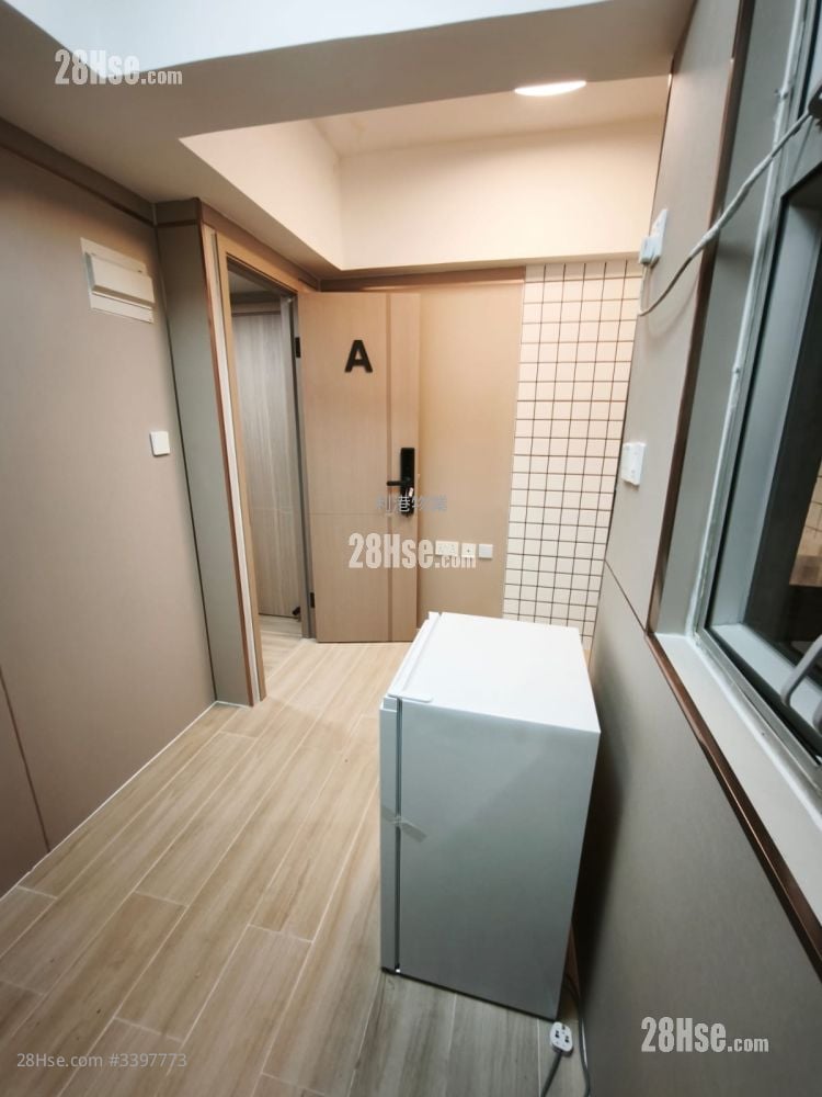 Hin Wah Building Rental Studio , 1 Bathroom 150 ft²
