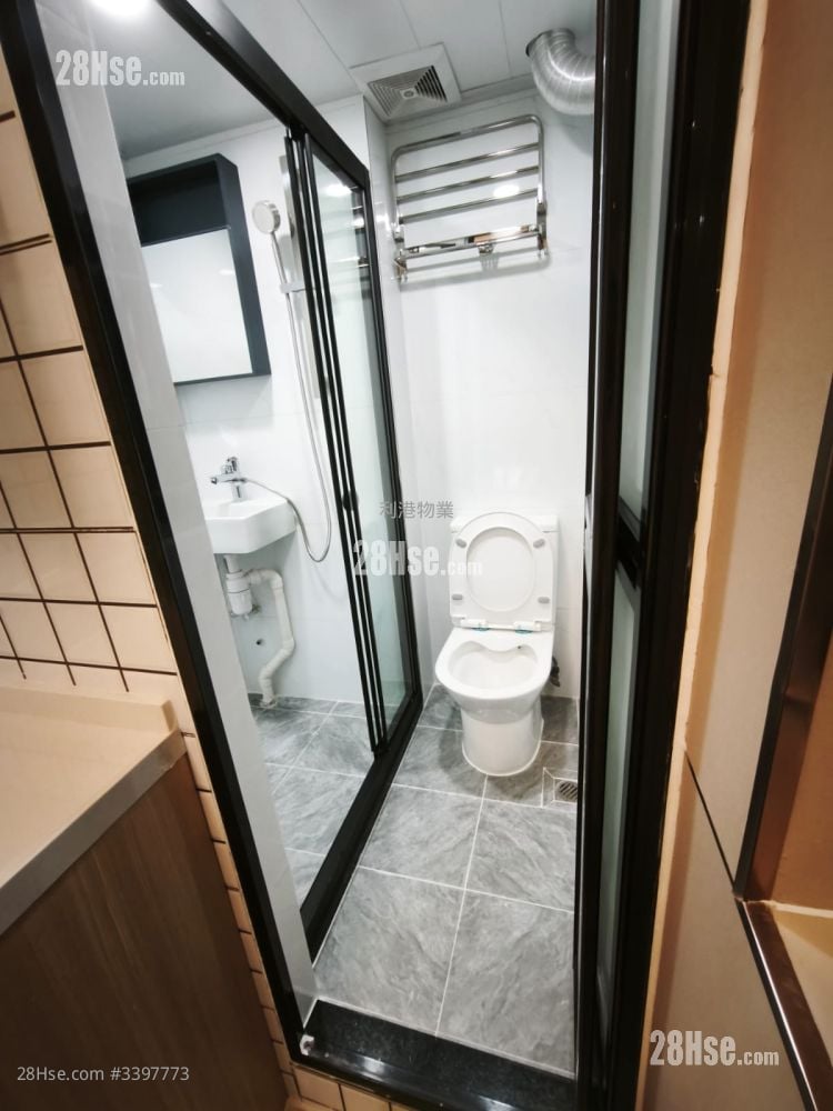 Hin Wah Building Rental Studio , 1 Bathroom 150 ft²