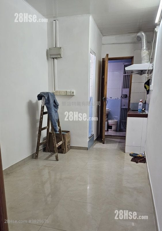 56A Yen Chow Street Rental 1 Bedroom , 1 Bathroom 130 ft²