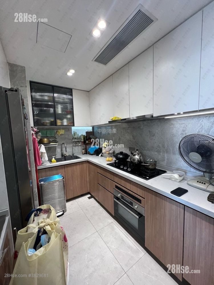 一號銀海 售盤 3 房 969 平方呎