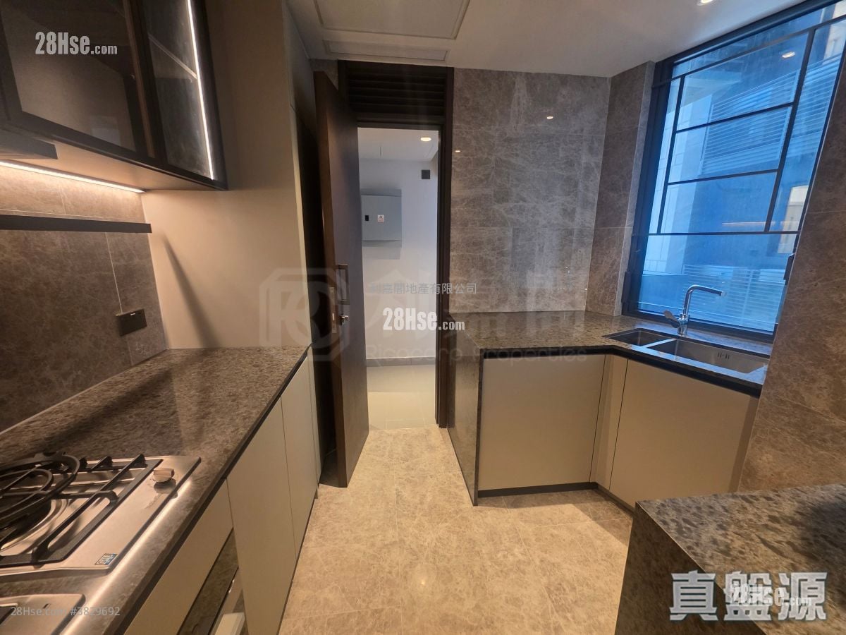 The Knightsbridge Rental 3 Bedrooms , 3 Bathrooms 1,102 ft²