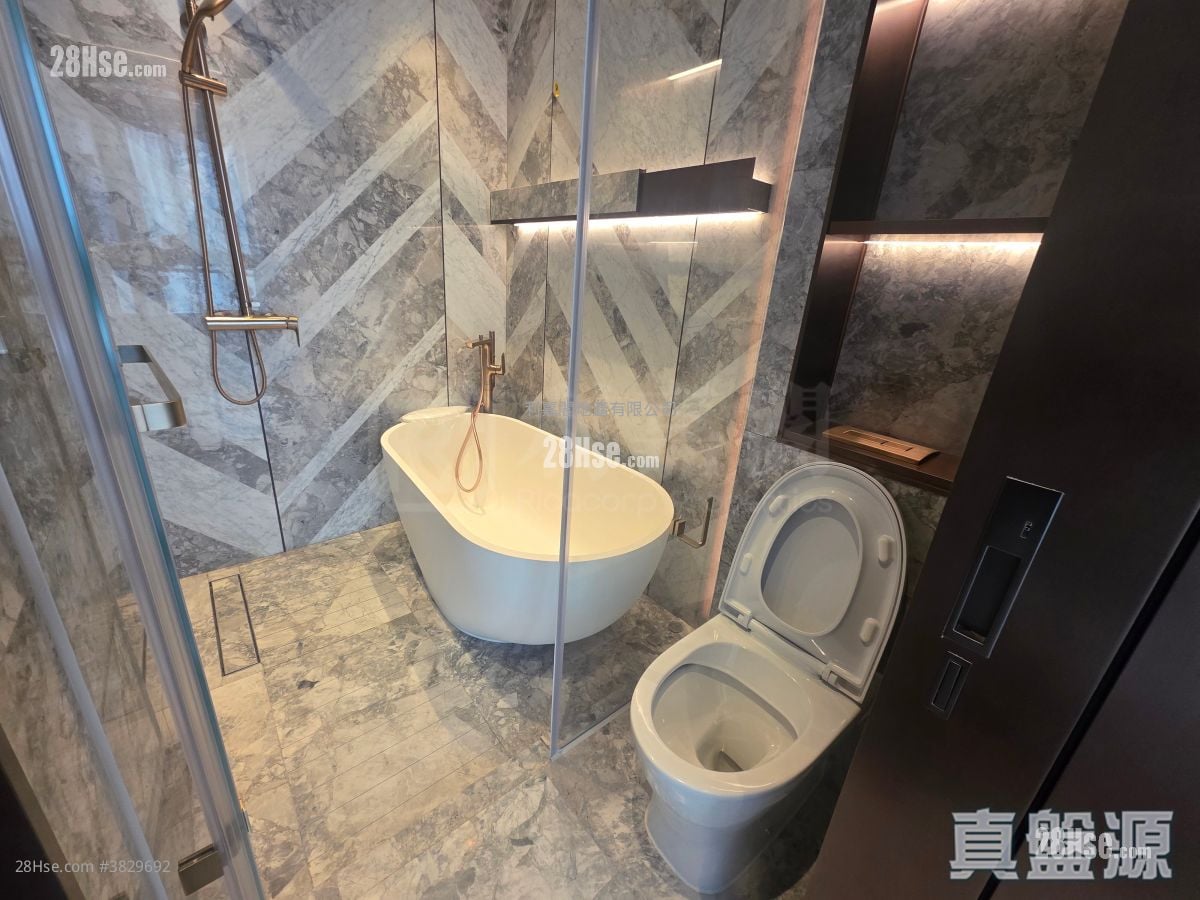 The Knightsbridge Rental 3 Bedrooms , 3 Bathrooms 1,102 ft²