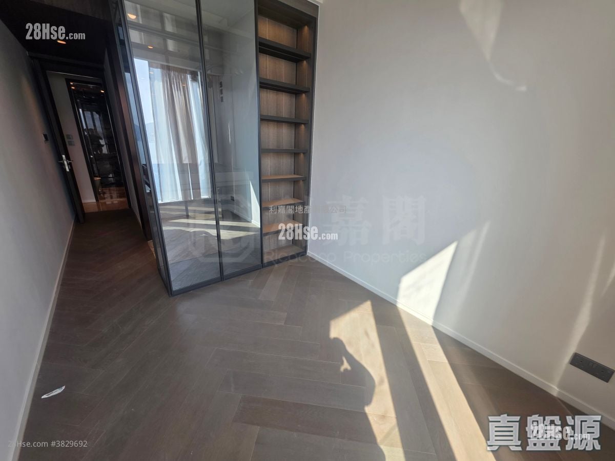 The Knightsbridge Rental 3 Bedrooms , 3 Bathrooms 1,102 ft²