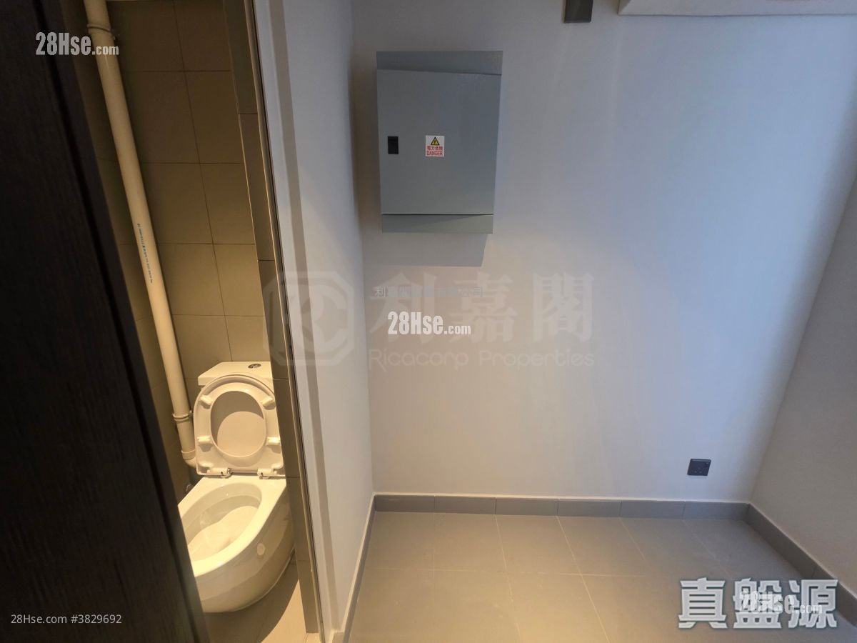 The Knightsbridge Rental 3 Bedrooms , 3 Bathrooms 1,102 ft²