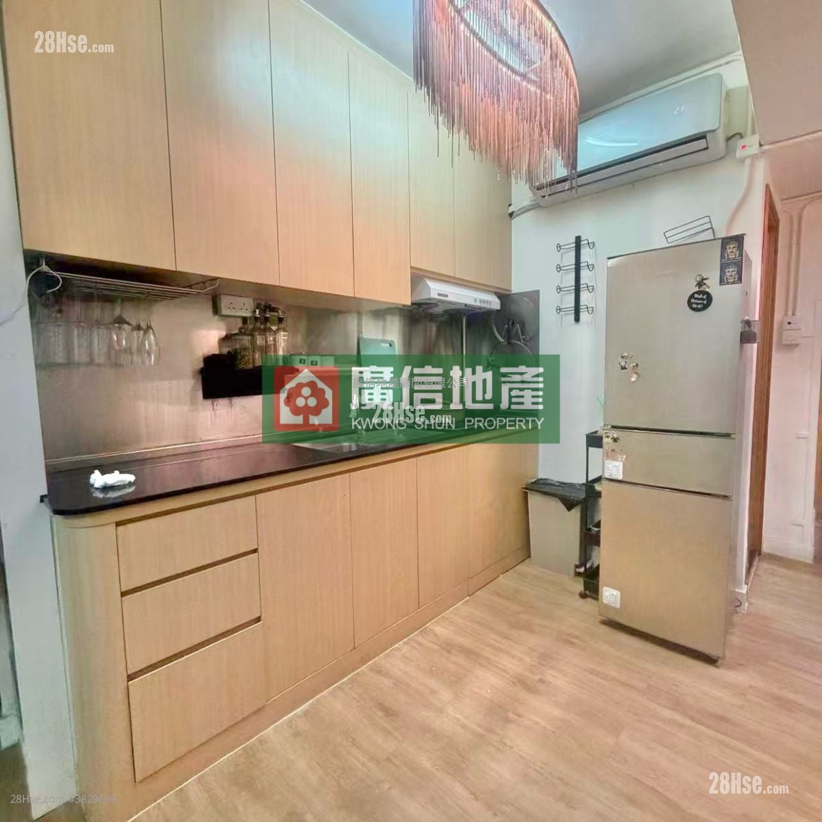 Kwok Kai Building Rental 2 Bedrooms , 1 Bathroom 440 ft²