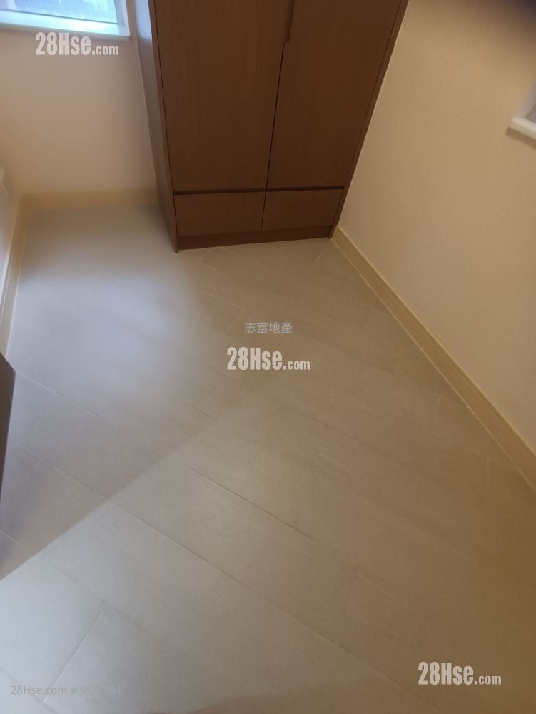 Fair Way Garden Sell 2 Bedrooms , 1 Bathroom 352 ft²
