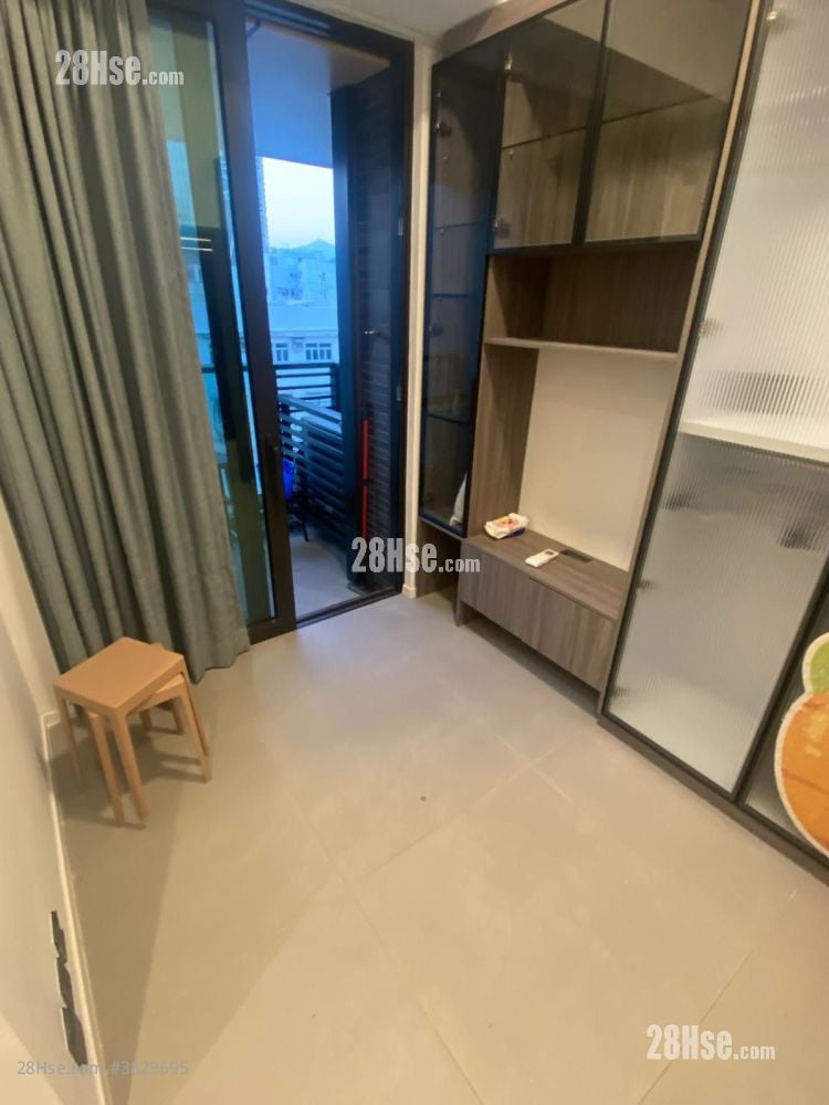 Larchwood Rental 1 Bedroom , 1 Bathroom 259 ft²