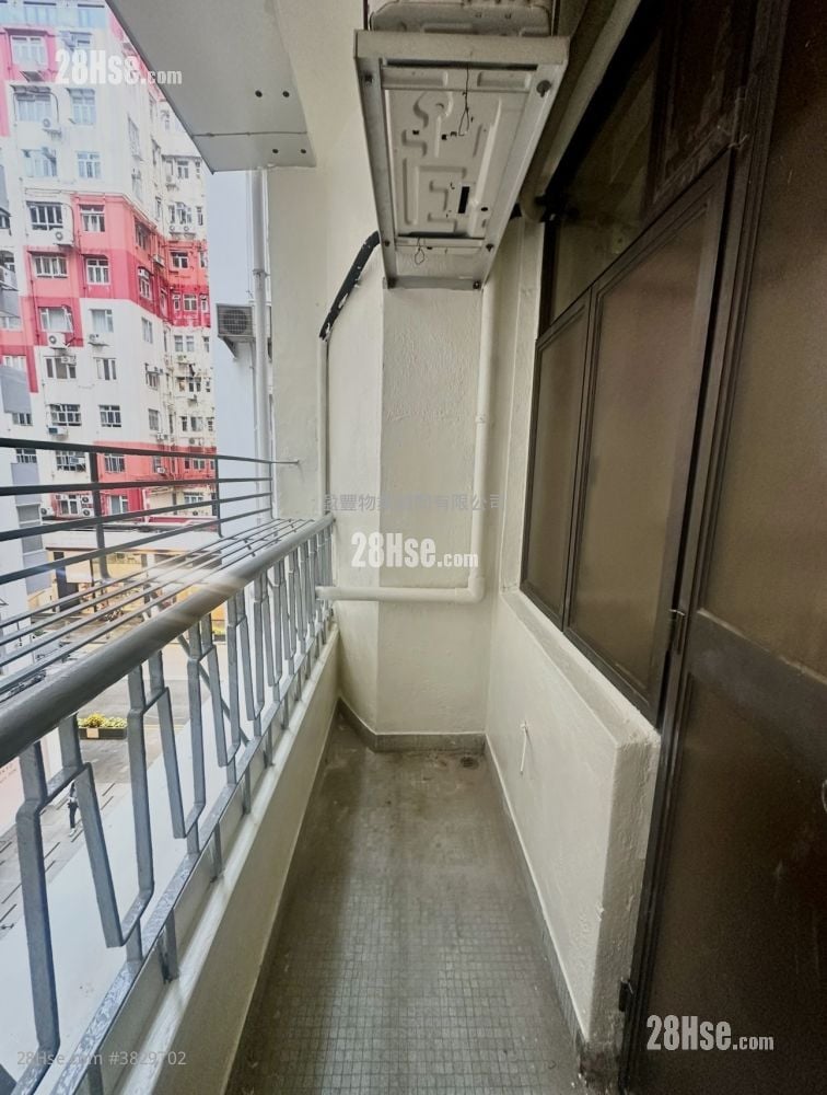 Causeway Bay Mansion Sell 3 Bedrooms , 2 Bathrooms 848 ft²