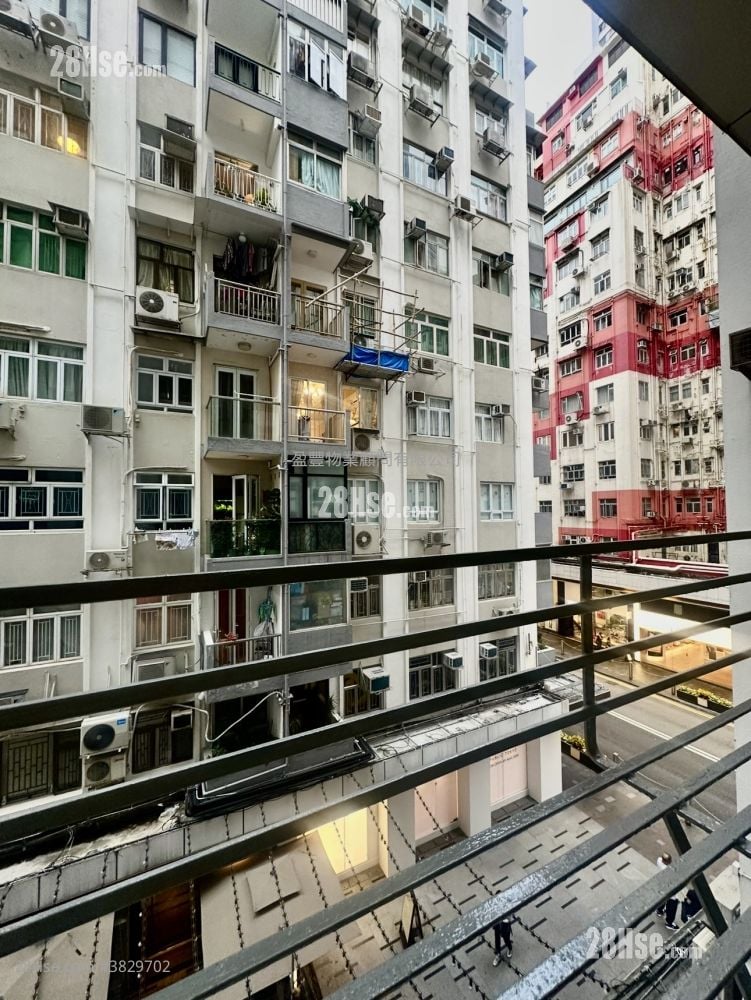 Causeway Bay Mansion Sell 3 Bedrooms , 2 Bathrooms 848 ft²