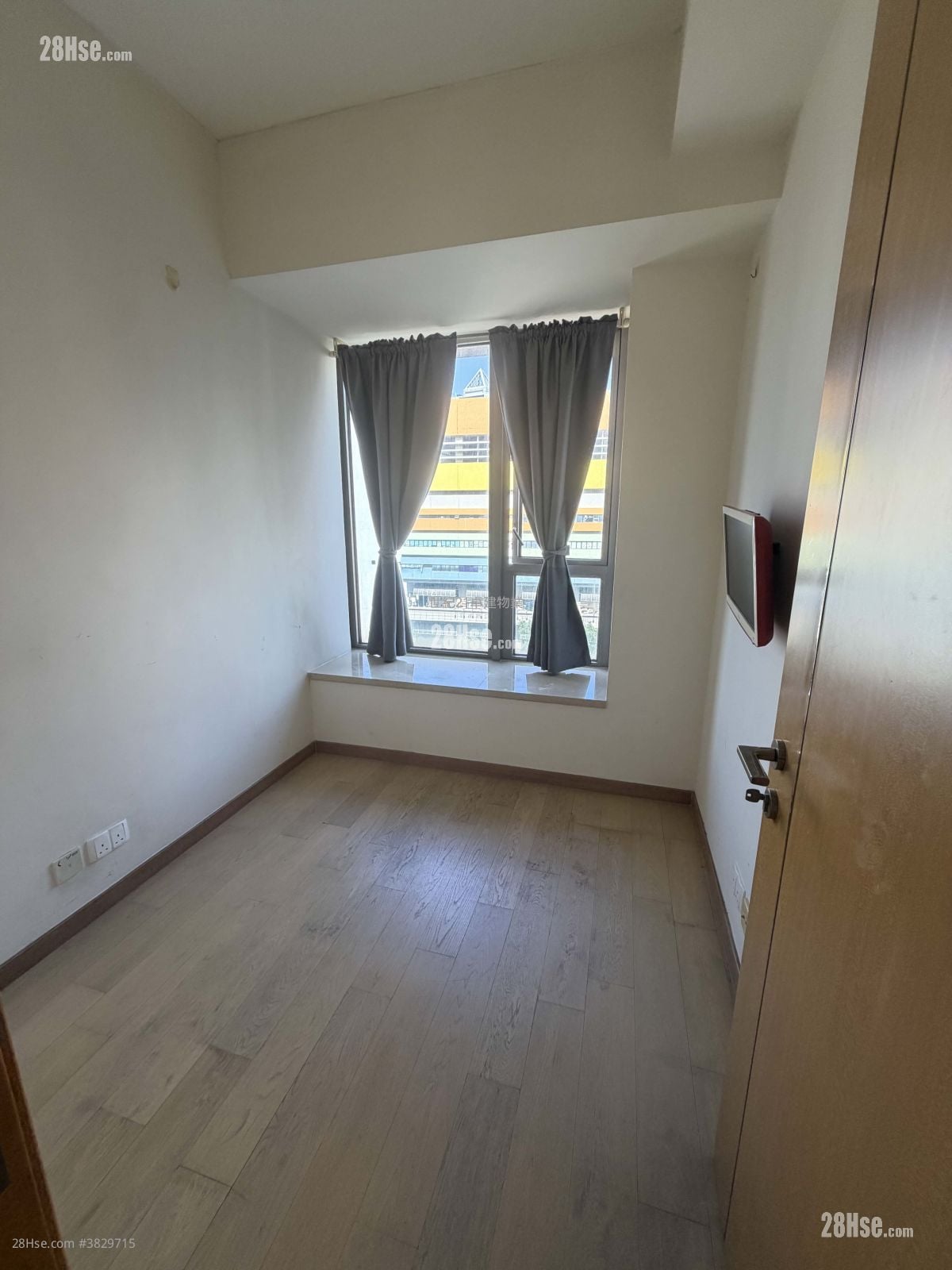 Grand Austin Sell 2 Bedrooms , 1 Bathroom 580 ft²