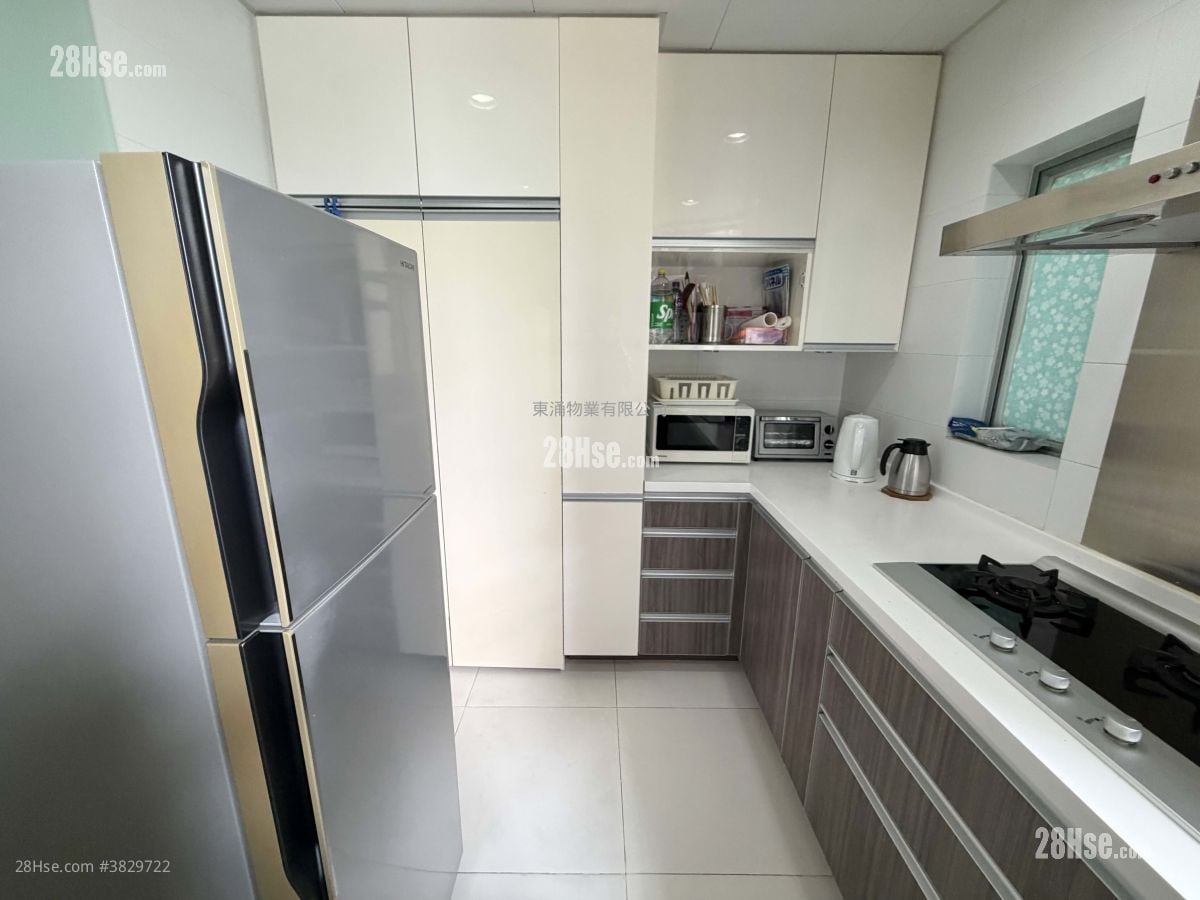 藍天海岸 售盤 3 房 , 2 浴室 804 平方呎