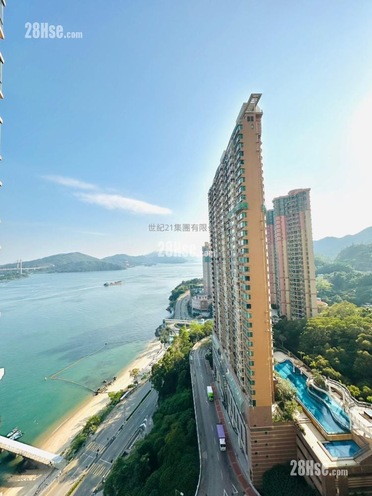 Sea Crest Villa Rental 2 Bedrooms , 2 Bathrooms 614 ft²