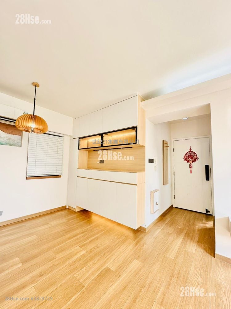 Sea Crest Villa Rental 2 Bedrooms , 2 Bathrooms 614 ft²