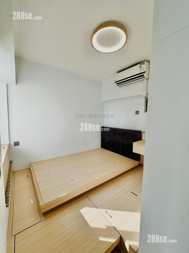 Sea Crest Villa Rental 2 Bedrooms , 2 Bathrooms 614 ft²