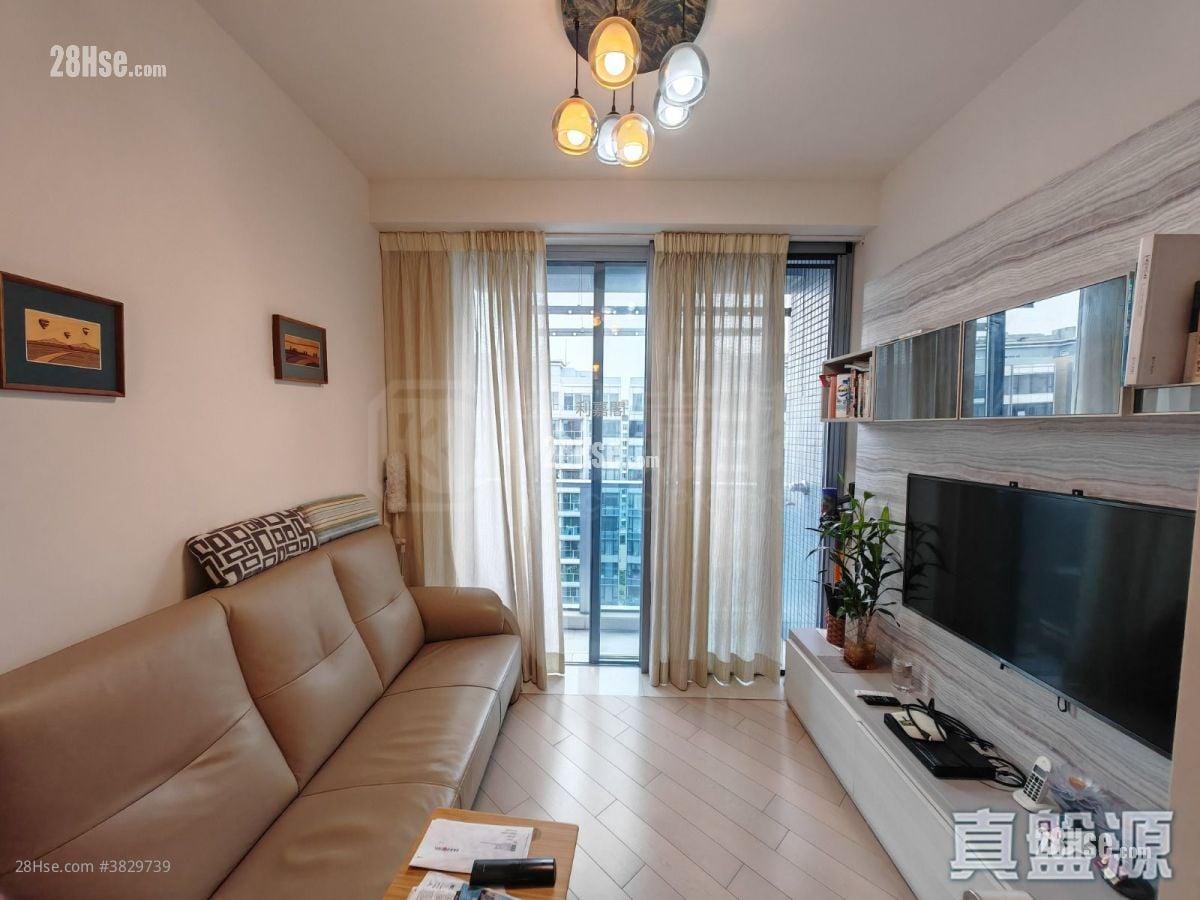 峻峦 售盘 2 房 , 1 浴室 520 平方尺