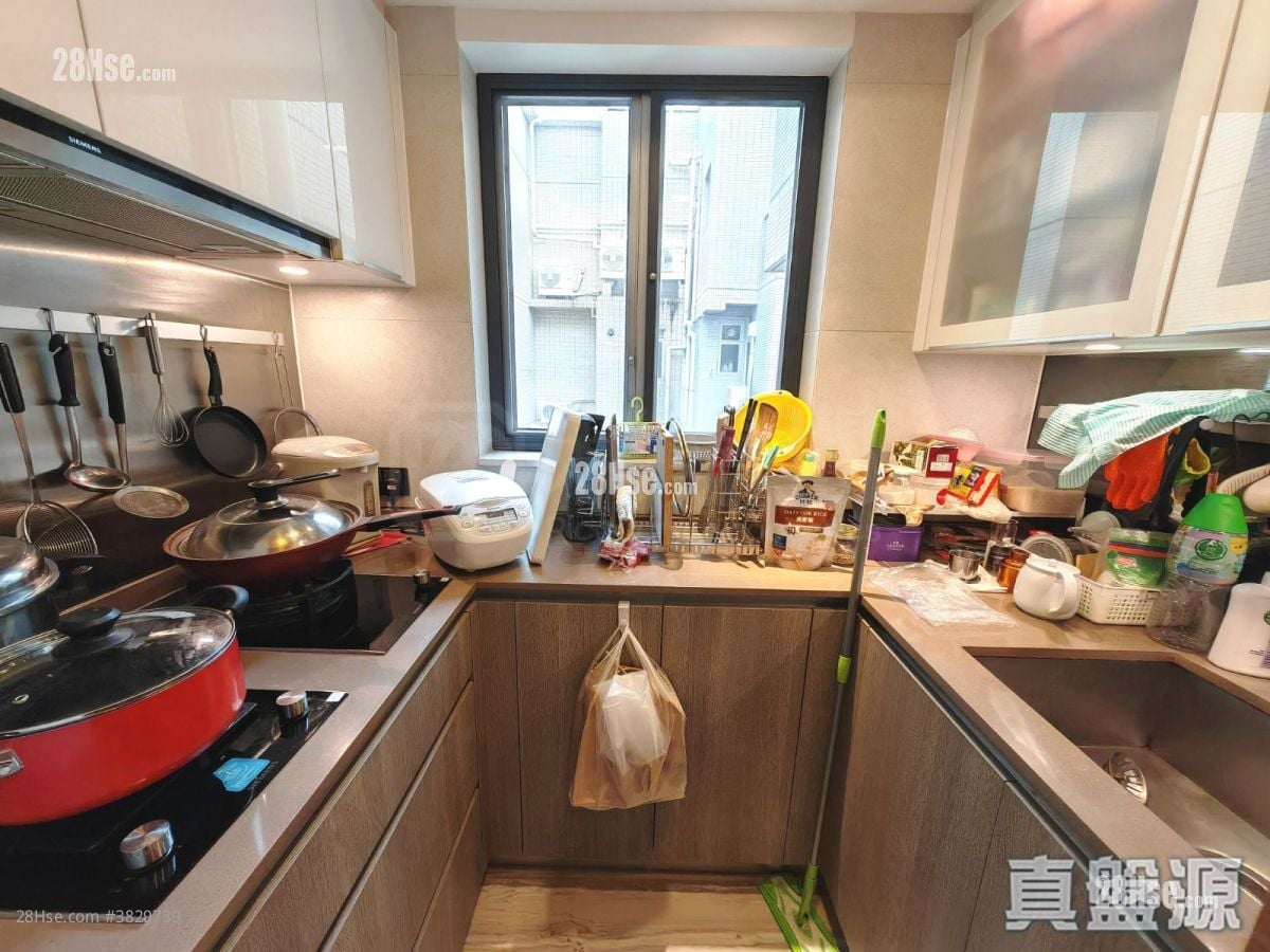 峻峦 售盘 2 房 , 1 浴室 520 平方尺