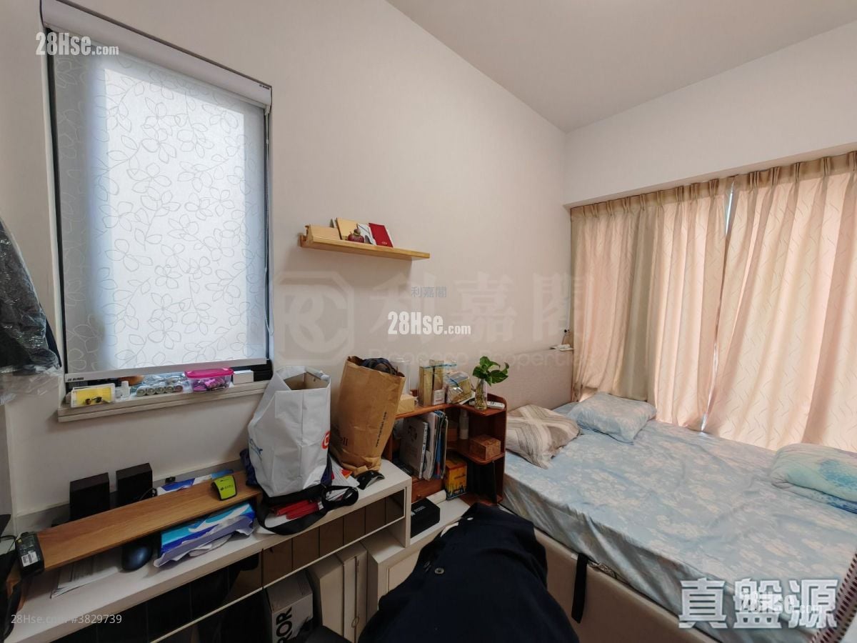 峻峦 售盘 2 房 , 1 浴室 520 平方尺