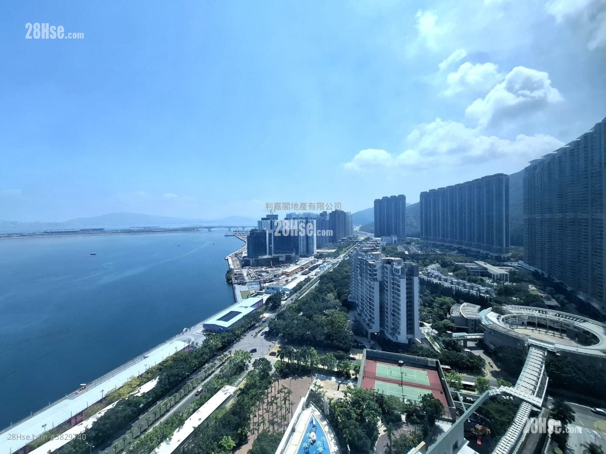 Seaview Crescent Rental 2 Bedrooms , 1 Bathroom 573 ft²