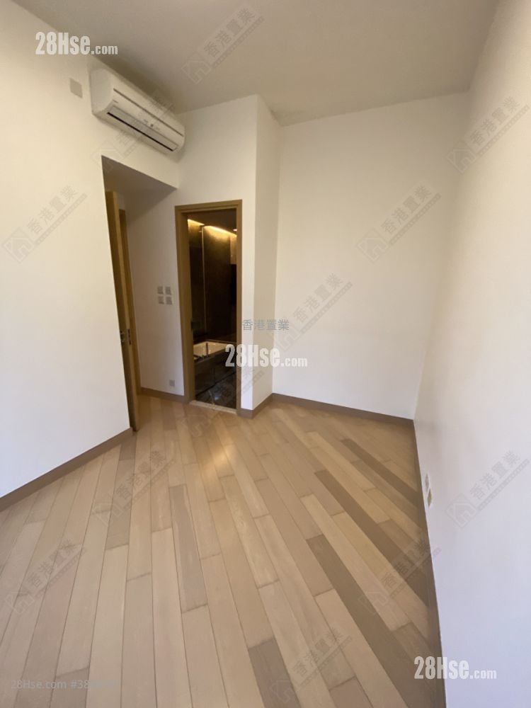 The Wings Sell 4 Bedrooms 1,391 ft²
