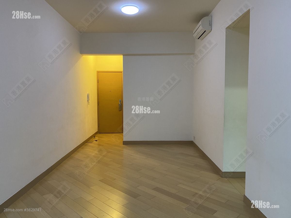 The Wings Sell 4 Bedrooms 1,391 ft²