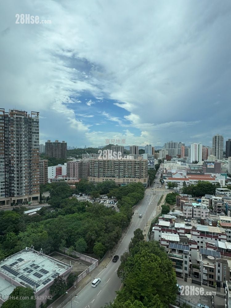 Atrium House Rental 1 Bedroom 290 ft²