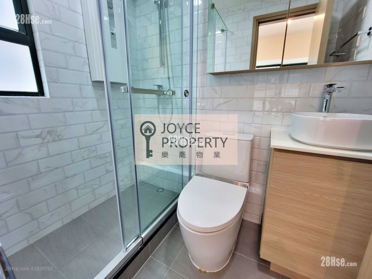 Dragon Court Rental 2 Bedrooms , 2 Bathrooms 570 ft²