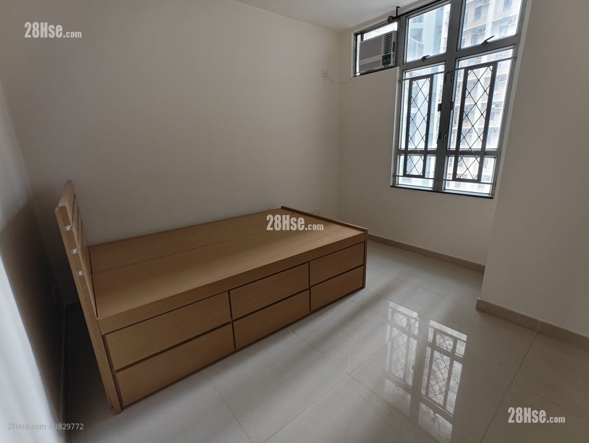 Tin Fu Court Rental 3 Bedrooms , 2 Bathrooms 650 ft²