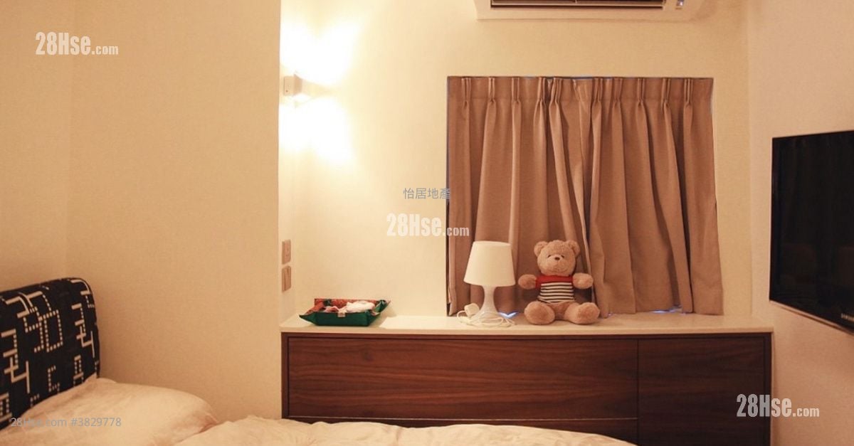 Taikoo Shing Sell 3 Bedrooms , 2 Bathrooms 785 ft²
