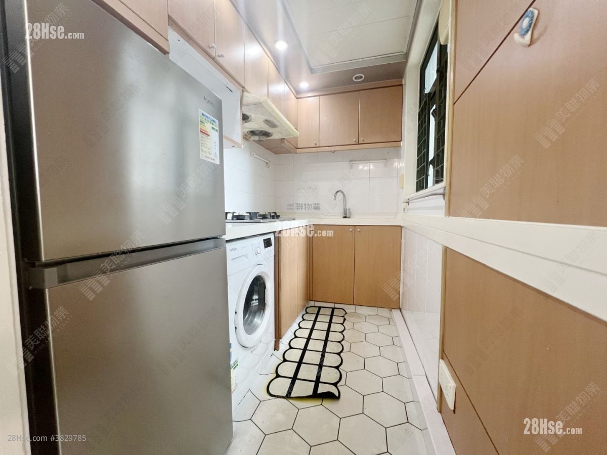 Dawning Views Sell 2 Bedrooms , 1 Bathroom 388 ft²