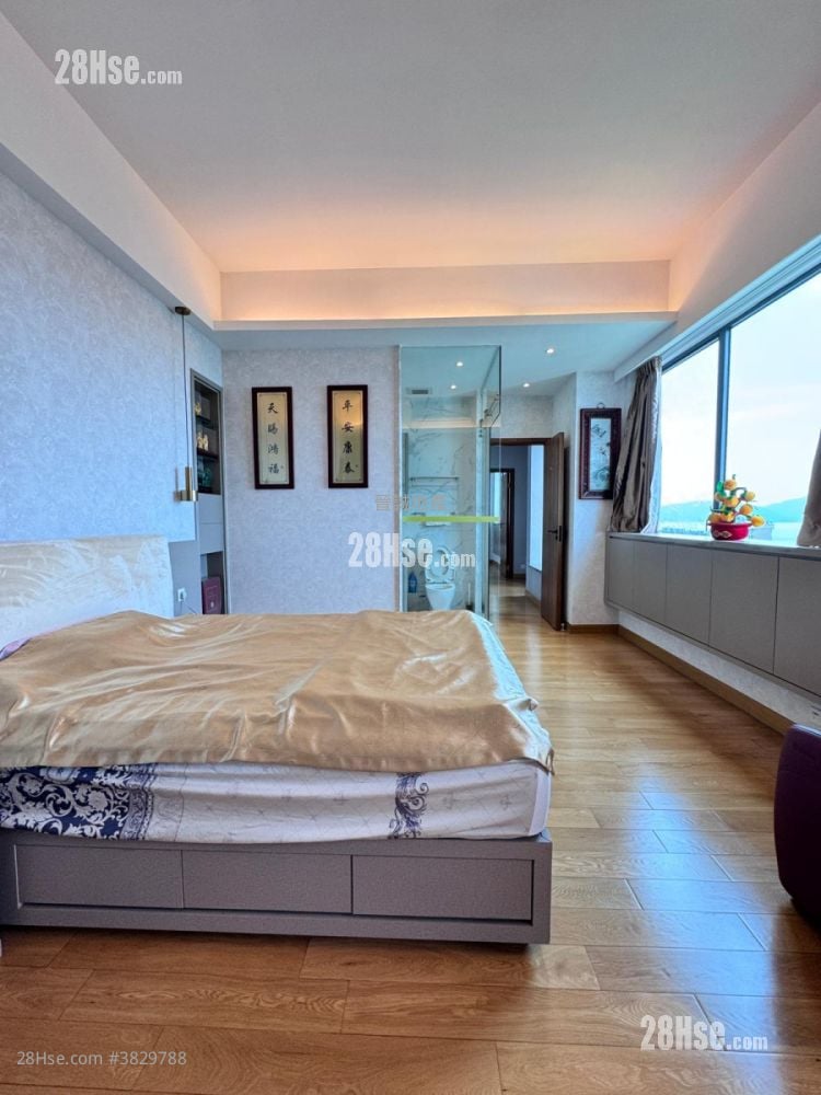 master room: Crown By The Sea Sell 4 Bedrooms , 4 Bathrooms 2,052 ft²