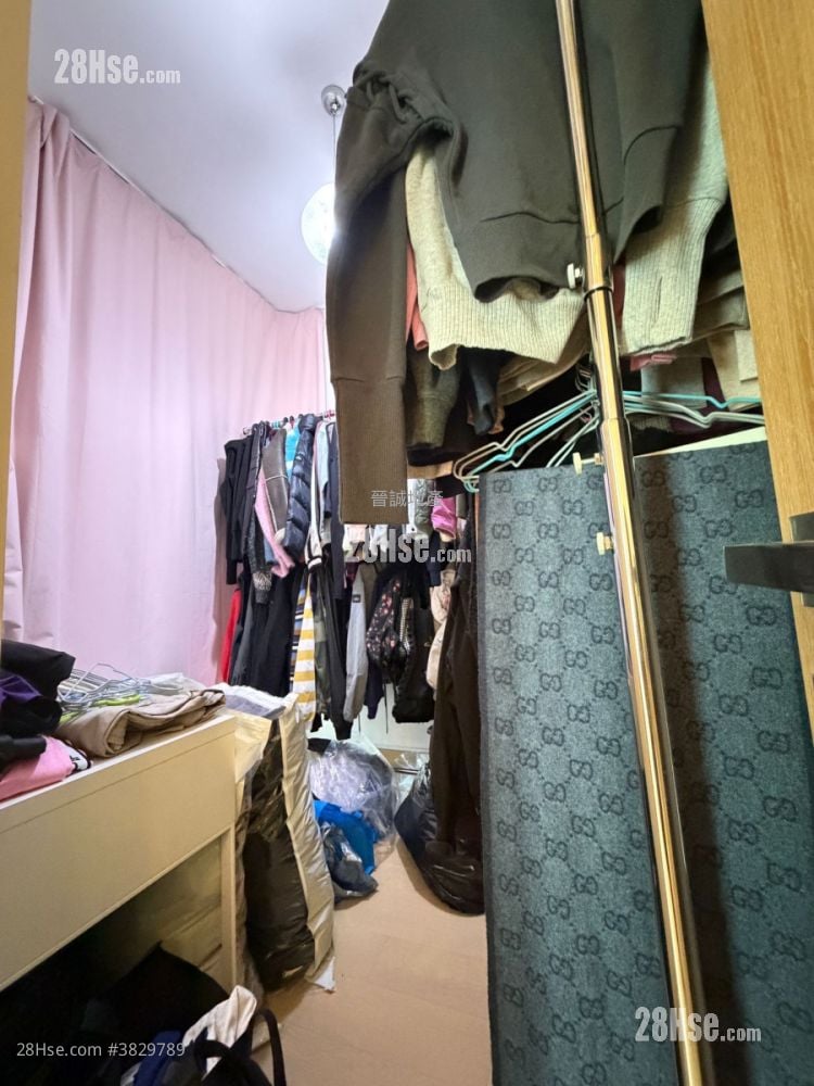 满名山 售盘 4 房 , 3 浴室 892 平方尺