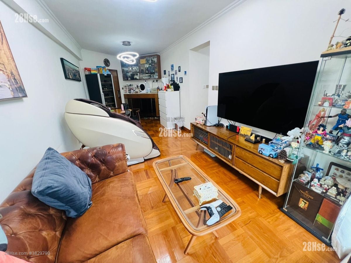 海慧花园 售盘 3 房 , 2 浴室 716 平方尺
