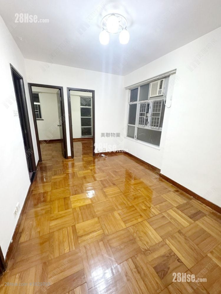 Cheerful Park Sell 2 Bedrooms , 1 Bathroom 378 ft²