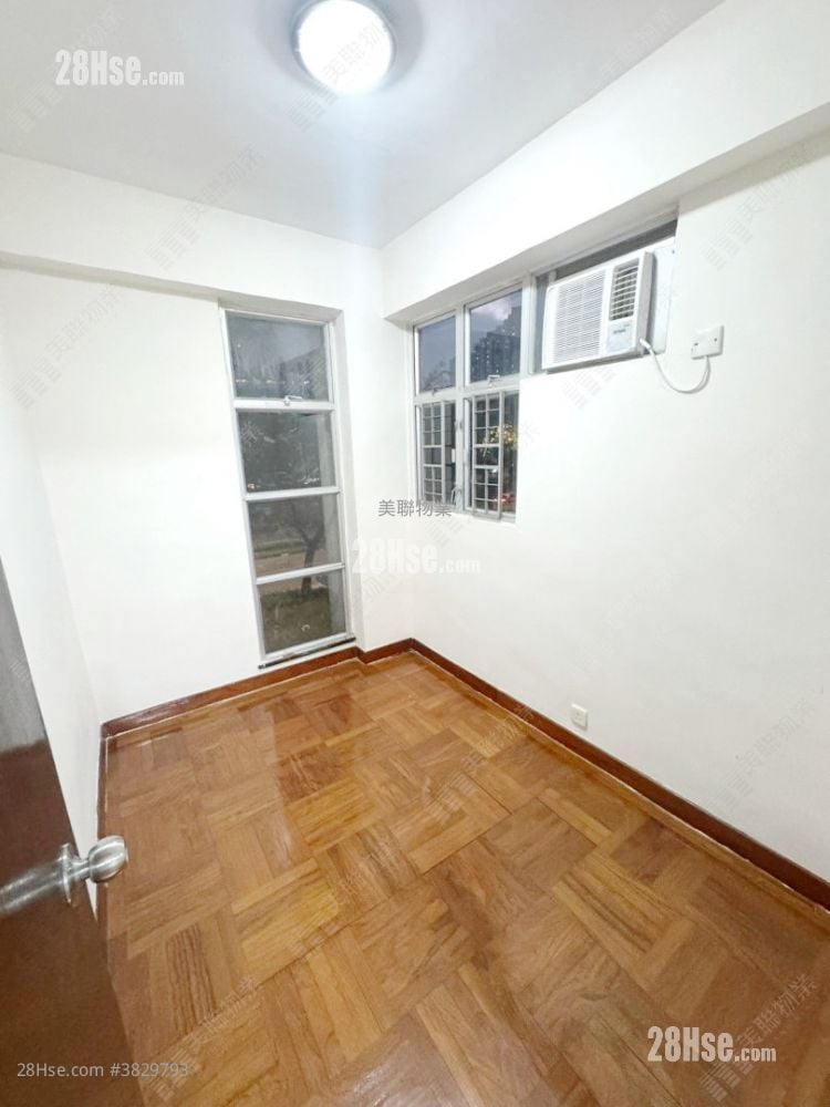Cheerful Park Sell 2 Bedrooms , 1 Bathroom 378 ft²