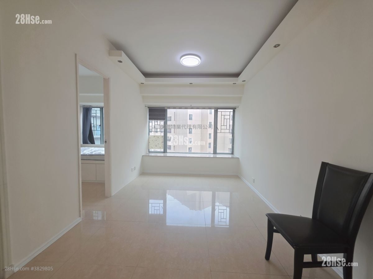 Rambler Crest Sell 2 Bedrooms , 1 Bathroom 451 ft²