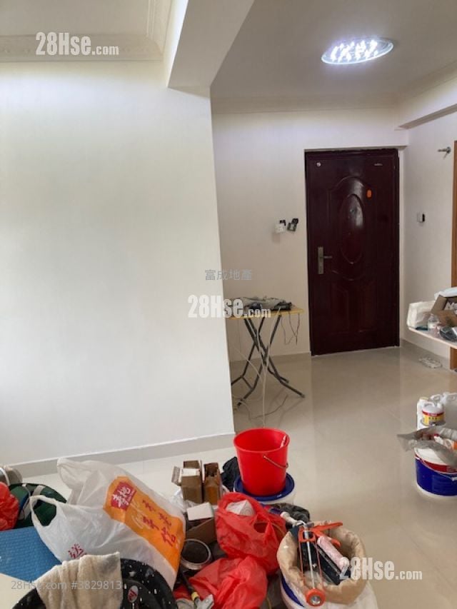 Ho Shun King Building Rental 2 Bedrooms , 1 Bathroom 358 ft²