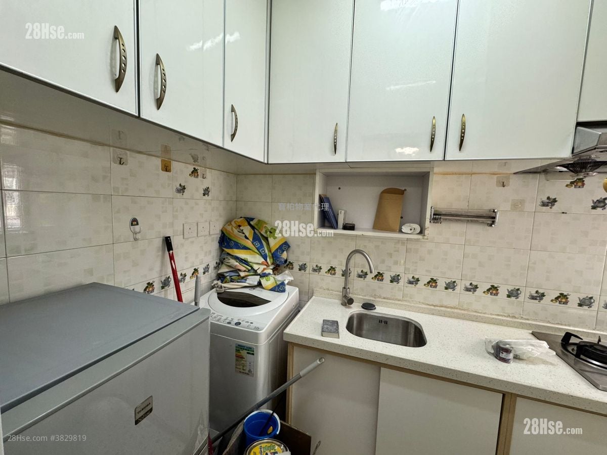 Mei Sun Lau Rental 2 Bedrooms , 1 Bathroom 366 ft²